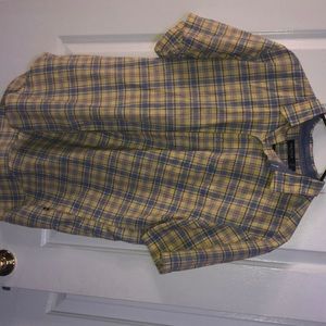 Short sleeve button up